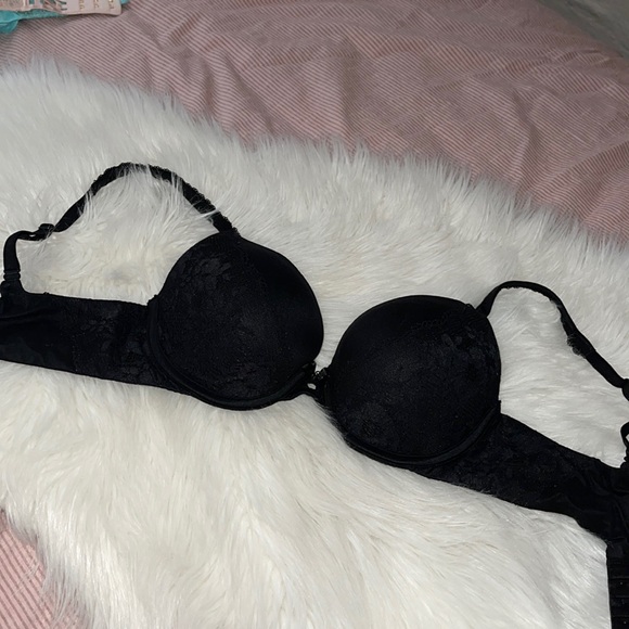 Victoria's Secret Other - Victoria’s Secret Black Lace Multi-way Padded Bra